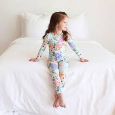 GIRLS SLEEPWEAR