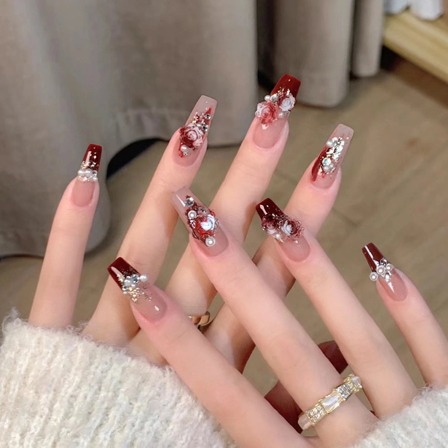 French False Nail for Women Coffin White Tips Artificial Nail with Star Pattern for Women and Girl Nail Salon at Home Portable