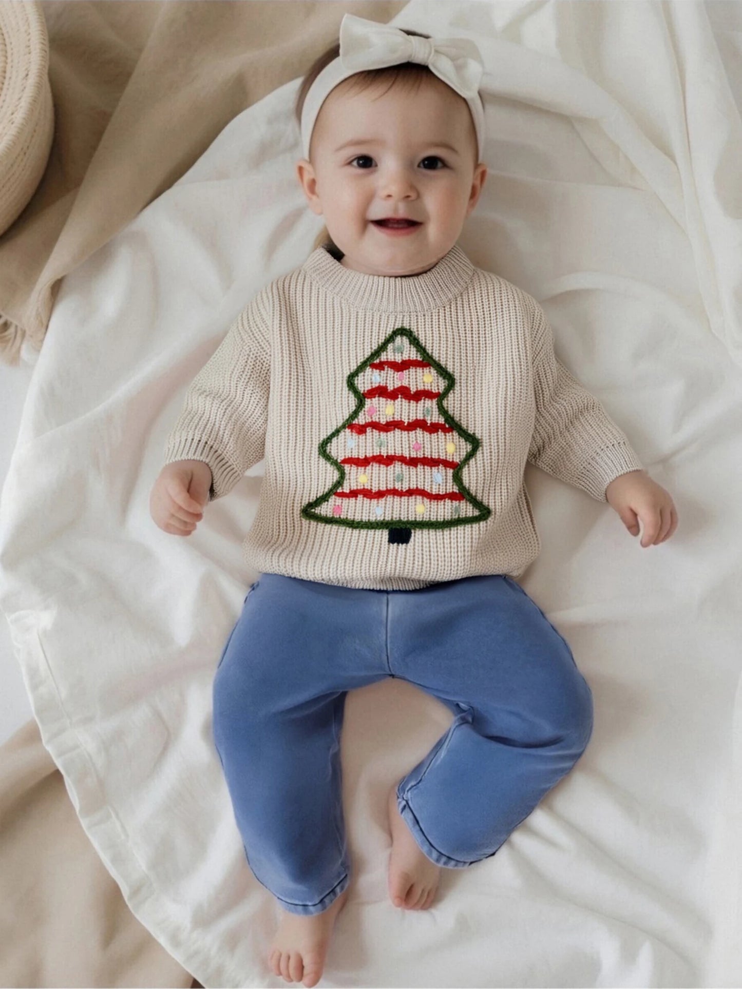Infant Holiday Reindeer Sweater Festive Snowflake Patterned Knit Pullover for Baby Boys and Girls in Winter Season