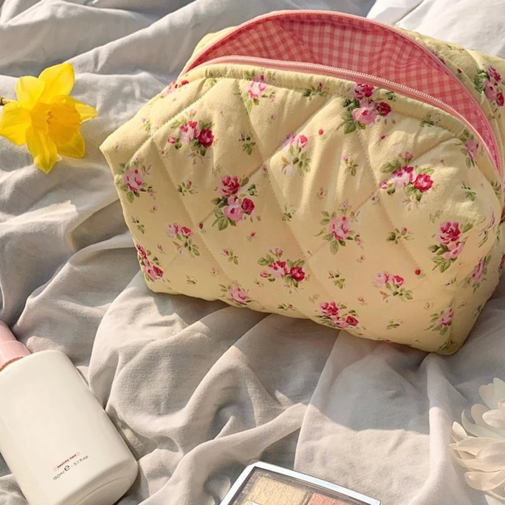 Cute Floral Travel Makeup Pouch Large Quilted Makeup Organizer Storage Bag with Zipper Skincare Bag Soft for Women and Girls