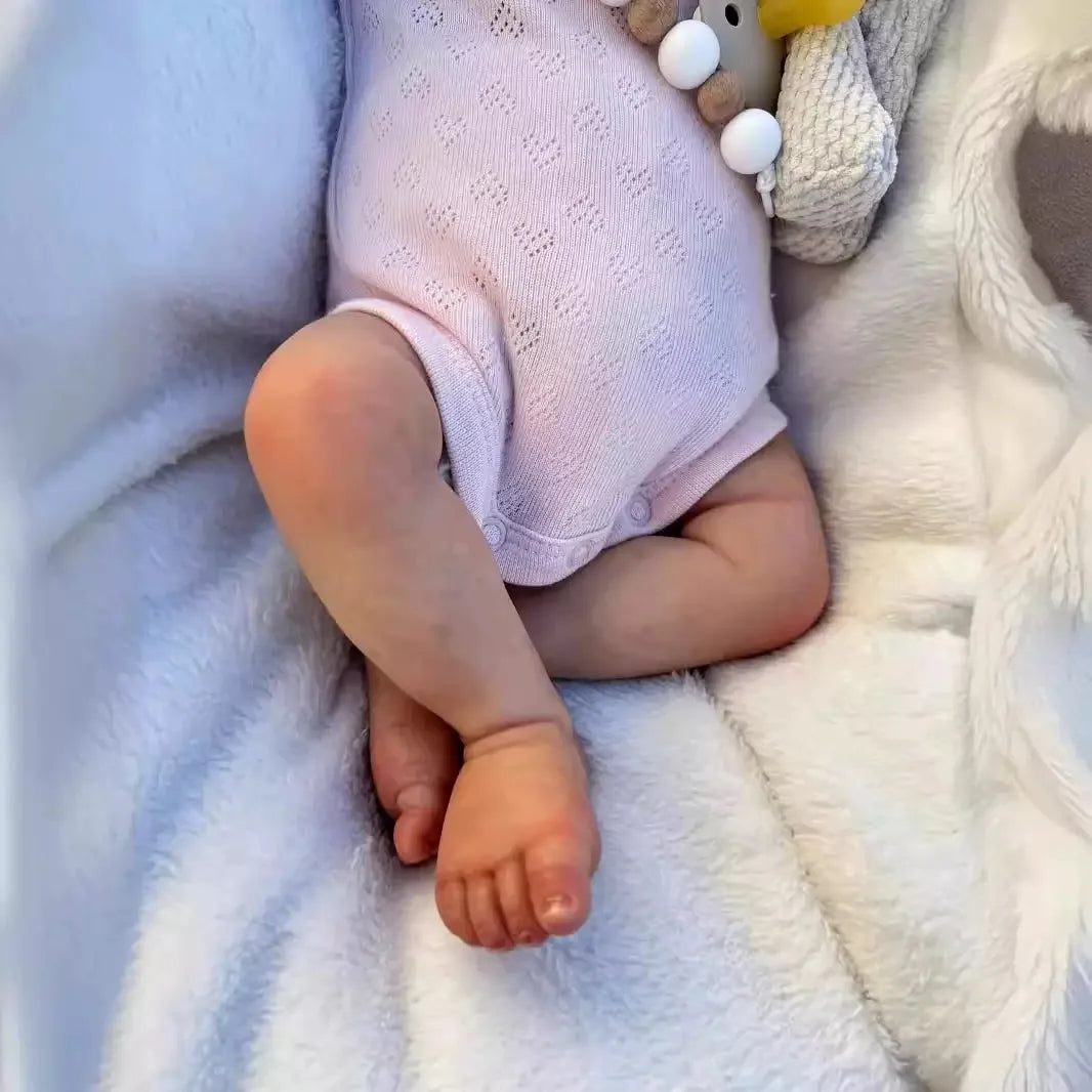18inch Reborn Baby Girl Doll Pascale Soft Cuddly Body Hand Detailed 3D painting with Visible Veins Gifts for Girls Collectible