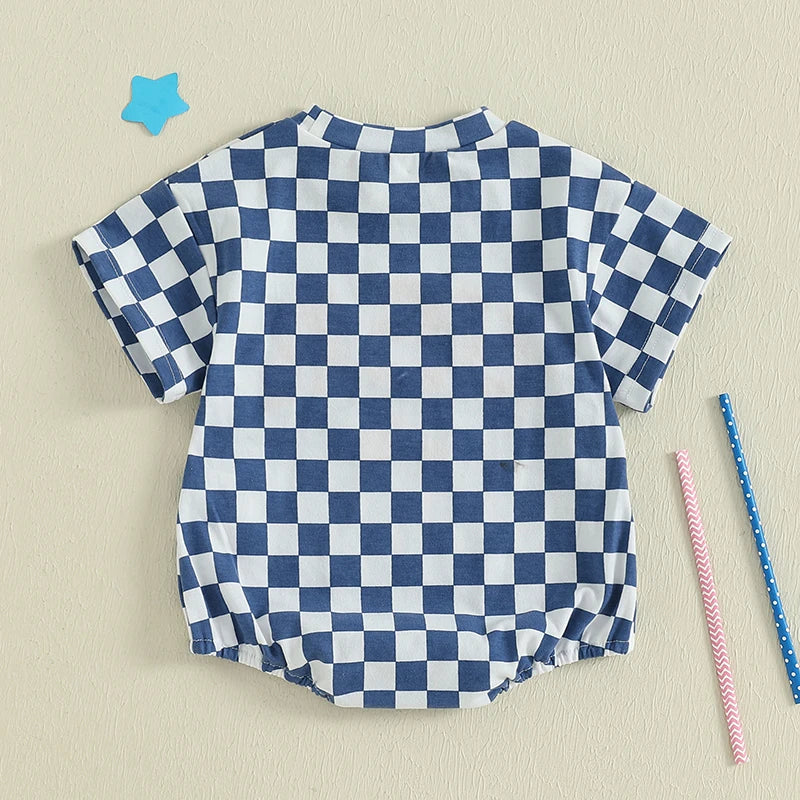 Infant Independence Day  Oversized Design with USA Flag Detail and Checkered Pattern Short Sleeves Baby Outfit