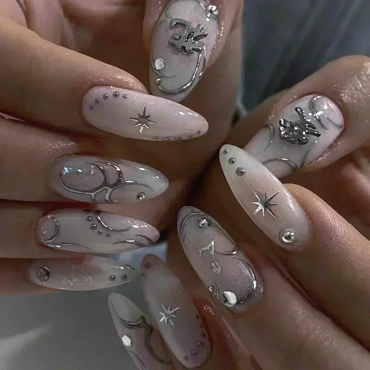 24Pcs False Nails Spicy Girl Silver Bow with Diamond Fake Nails with Glue Almond Press on Nails Black Cool Almond Nail Set