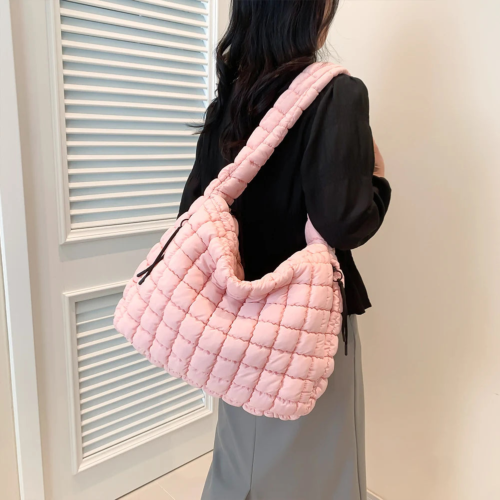 Women Puffer Shoulder Bag Padding Hobo Bag Large Capacity Puffy Shoulder Bag Solid Color Zip Closure for Outdoor Travel